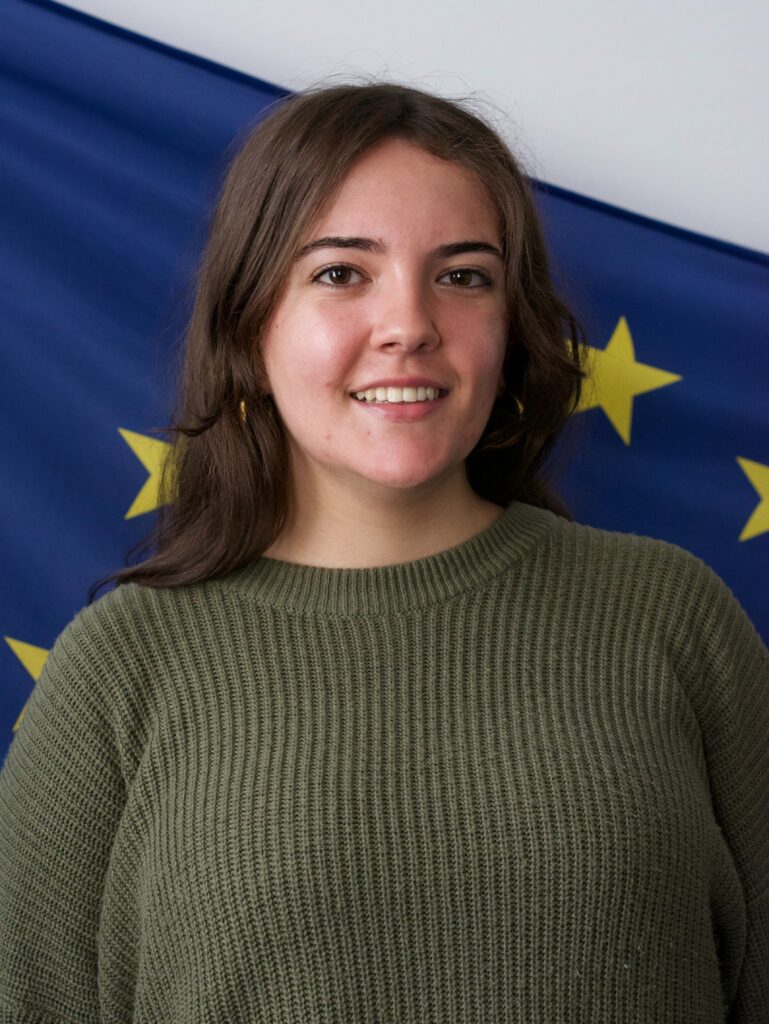 Sara 393